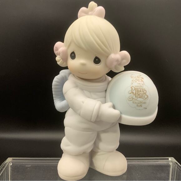Precious Moments Other - 1991 Precious Moments Astronaut Figurine